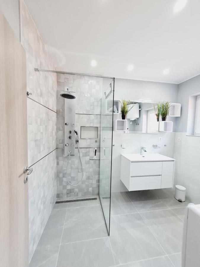 Apartman Joki Novi Vinodolski Exteriör bild