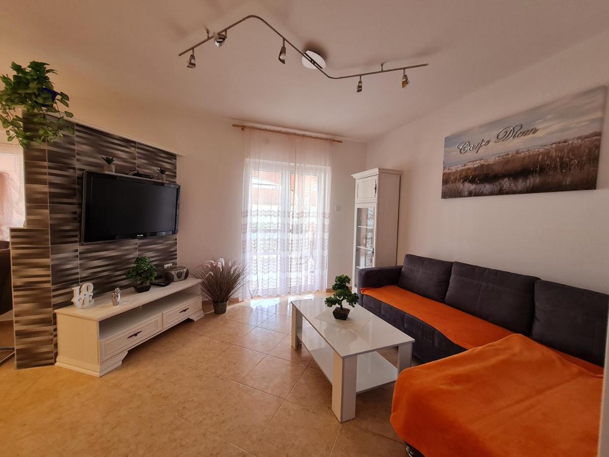 Apartman Joki Novi Vinodolski Exteriör bild