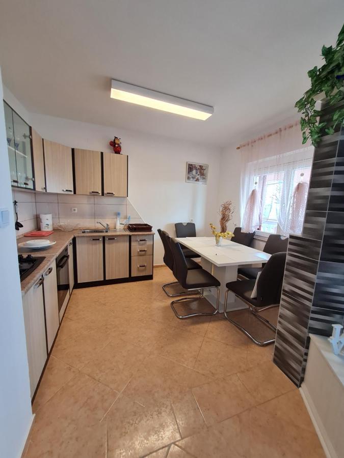 Apartman Joki Novi Vinodolski Exteriör bild