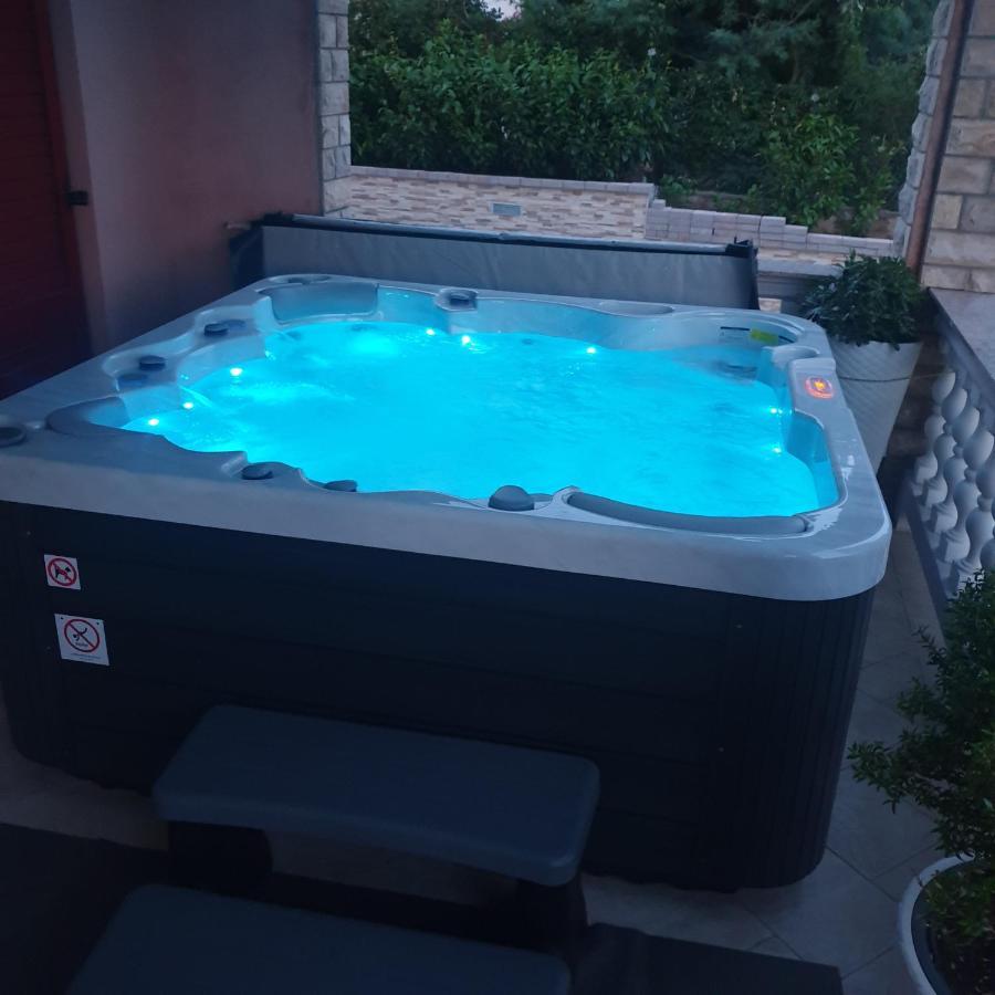 Apartman Joki Novi Vinodolski Exteriör bild
